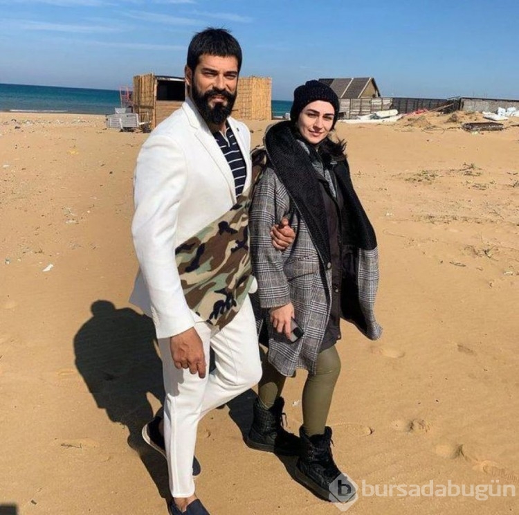 Fahriye Evcen'in görümcesi ünlü oyuncuyu gölgede bıraktı!