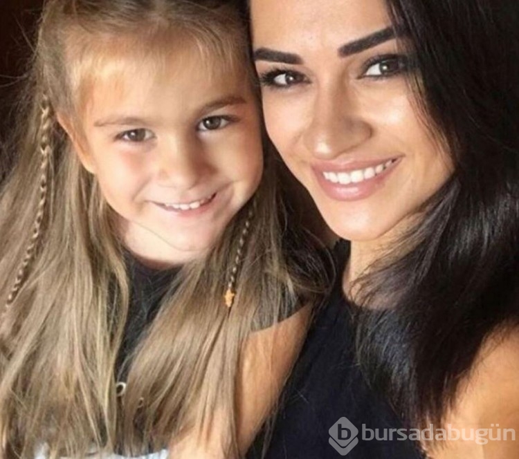 Fahriye Evcen'in görümcesi ünlü oyuncuyu gölgede bıraktı!