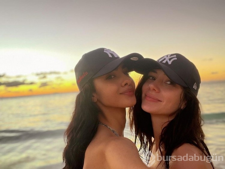 Güzellik kraliçeleri Arjantinli Mariana Varela ve Porto Rikolu Fabiola Valentin evlendi
