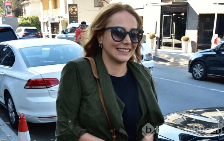 Evlilik sorusu Burçin Terzioğlu'nu güldürdü