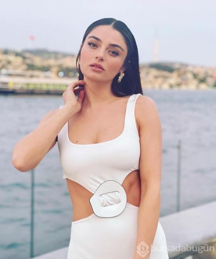 Ayça Ayşin Turan'ı ağlatan soru!