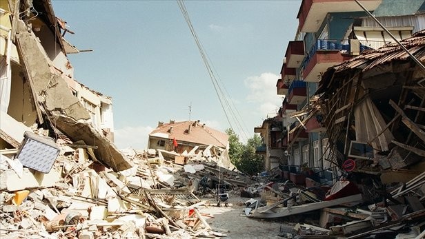Deprem anında yapılması gerekenler neler? 