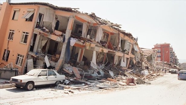 Deprem anında yapılması gerekenler neler? 