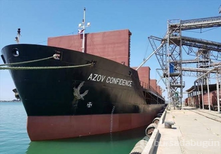 Karadeniz'de yanan gemiden atlayan makinist kayboldu
