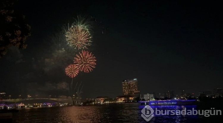 Tayland'da Loy Krathong Festivali kutlandı 
