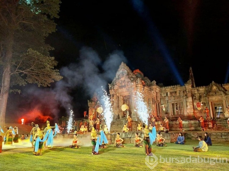 Tayland'da Loy Krathong Festivali kutlandı 
