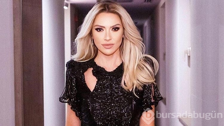 Hadise'den küvet pozu!
