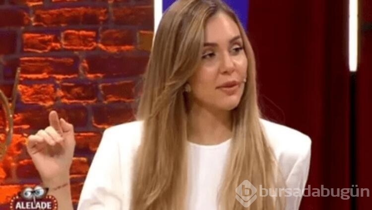 Berfu Yenenler'den takipçilerinin yorumlarına cevap
