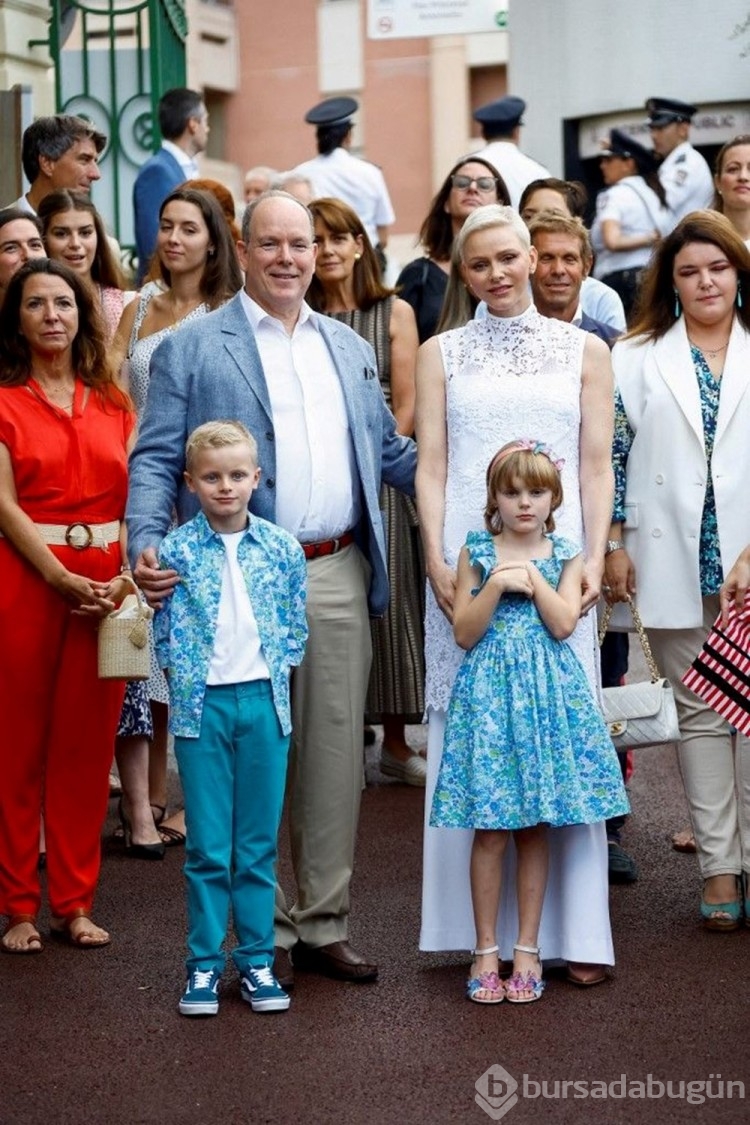 Monaco Prensi Albert'ten evlilik dışı iki çocuğuyla ilk fotoğraf
