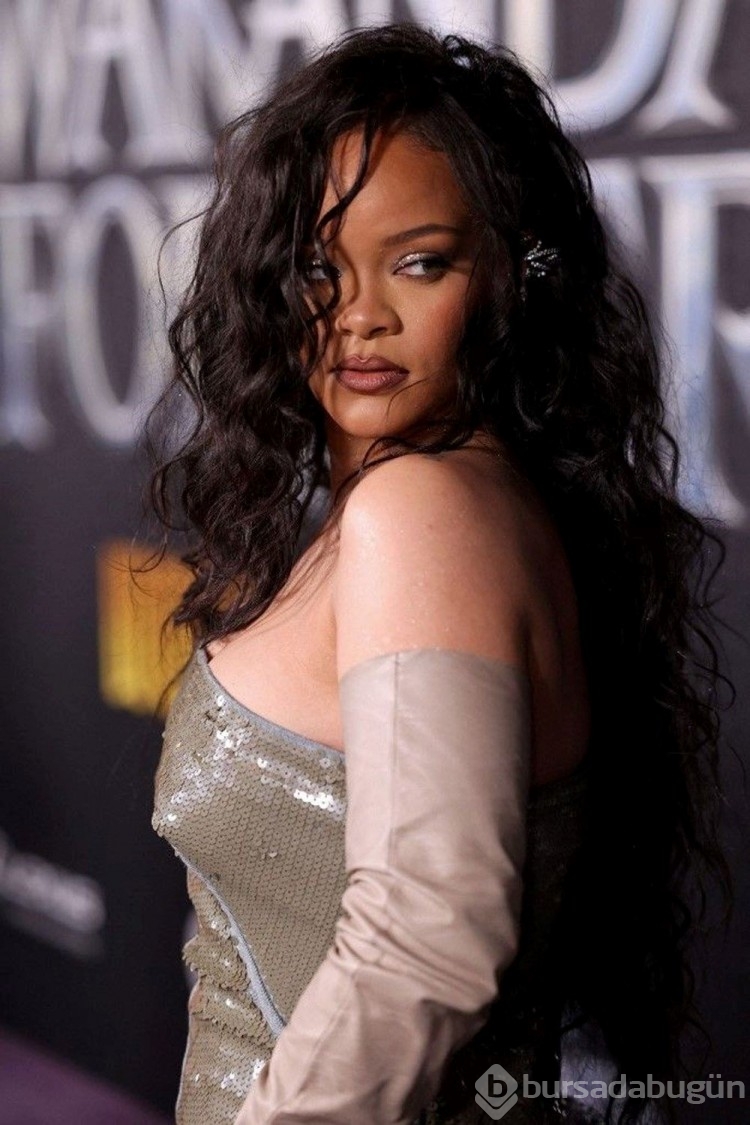 Rihanna bebeği hakkında konuştu