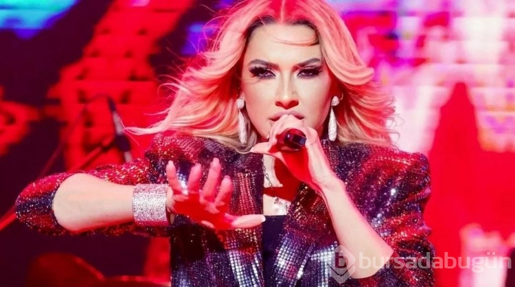 Hadise yeni evine geçti