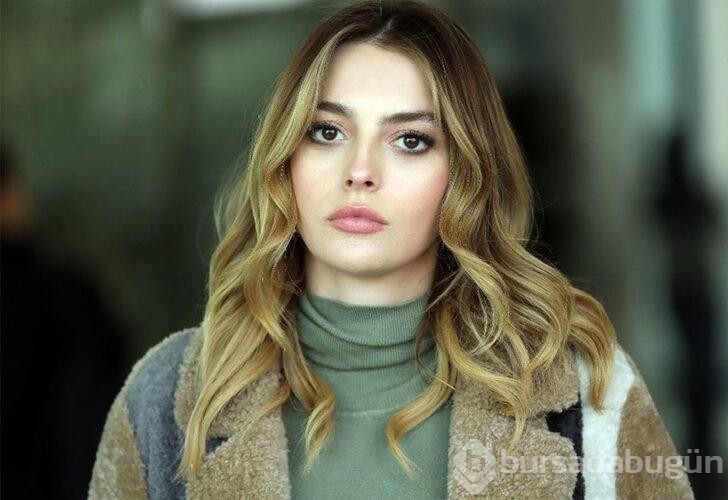 Melis Sezen süper minili pozunu paylaştı!
