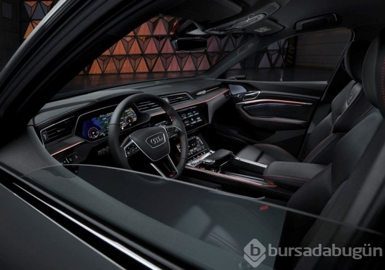 Audi Q8 e-tron tanıtıldı