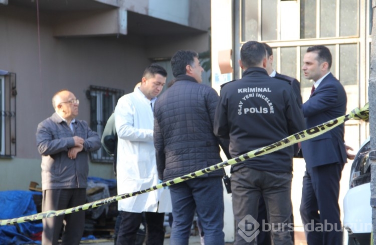 Bursa'da yangında 1'i çocuk 9 kişi hayatını kaybetti! Cenaze törenine Bakan Soylu da katıldı
