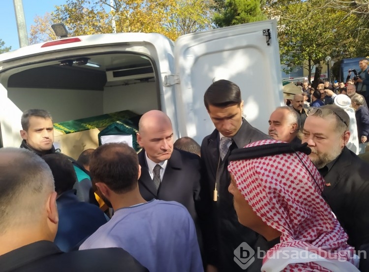 Bursa'da yangında 1'i çocuk 9 kişi hayatını kaybetti! Cenaze törenine Bakan Soylu da katıldı
