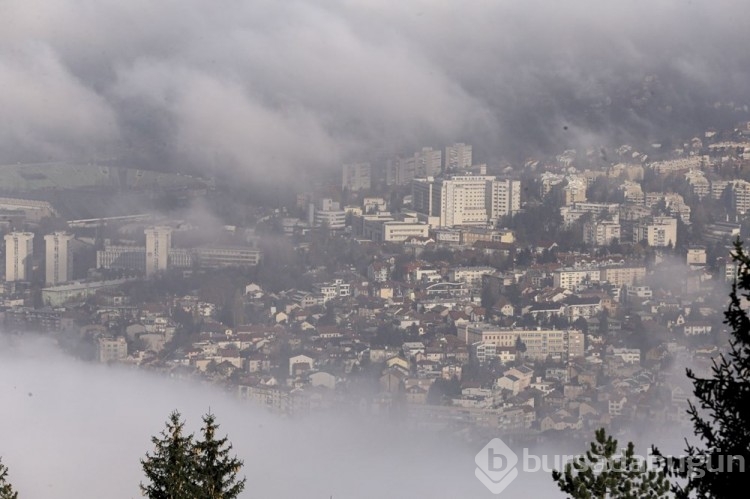 Saraybosna'da hava kirliliği etkisini göstermeye başladı
