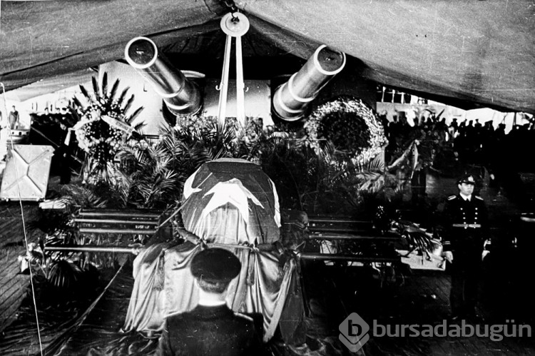 Atatürk'e veda