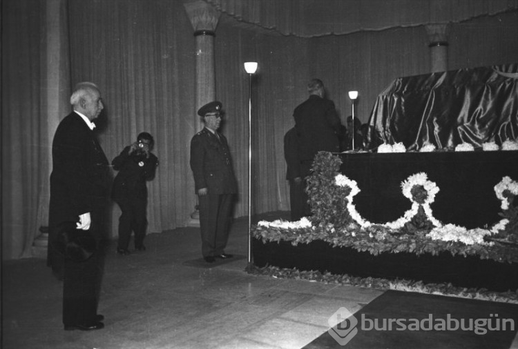 Atatürk'e veda