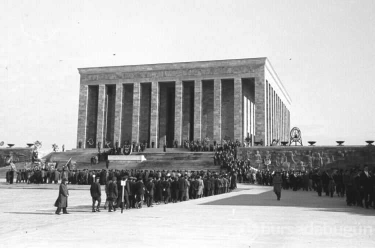 84 yıldır bitmeyen özlem! Türkiye bugün Ata'sını anıyor!