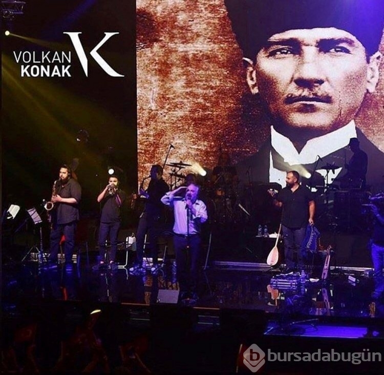 Ünlülerden 10 Kasım mesajları