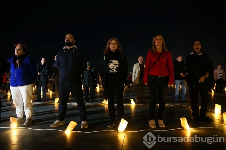 İzmir'de 10 Kasım nöbeti başladı

