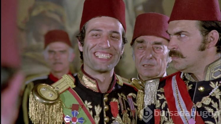 "Atam'ın vefat ettiği günde doğum günü kutlayamam"... İyi ki doğdun kemal Sunal