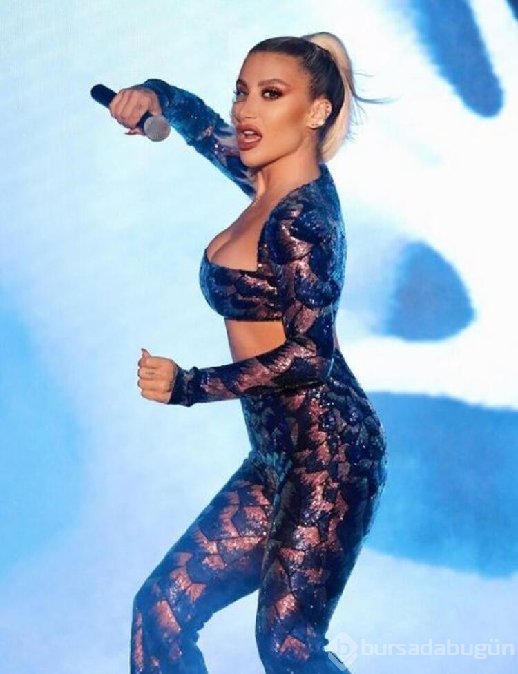 Takipçileri İrem Derici'yi güldürdü
