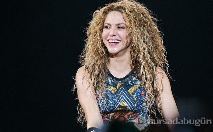 Shakira İngiliz moda markasının yüzü oldu
