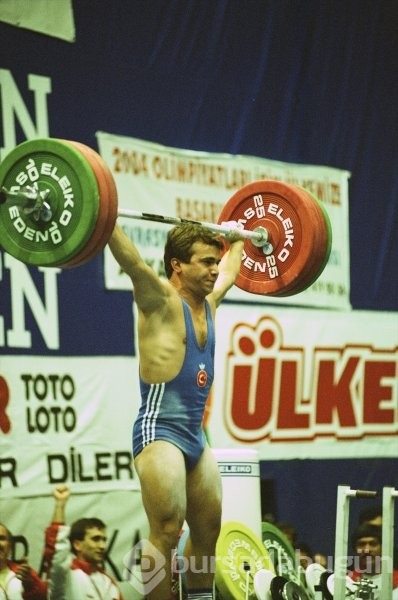Cep Herkülü: Naim Süleymanoğlu
