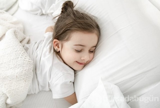 9 yıl boyunca uyuyan kız, uyandığında 21 yaşındaydı!