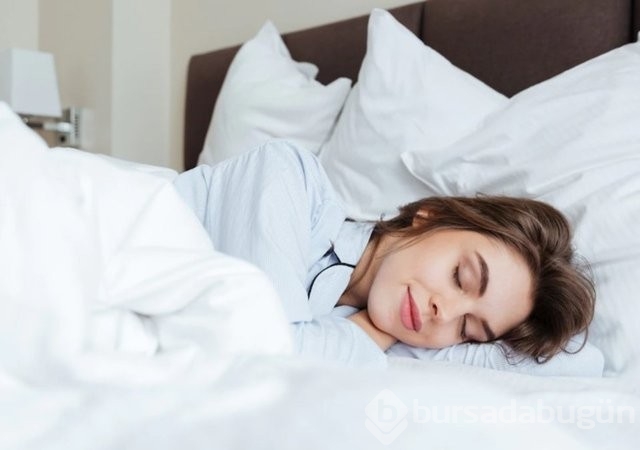 9 yıl boyunca uyuyan kız, uyandığında 21 yaşındaydı!