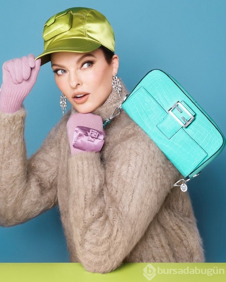 Linda Evangelista, İtalyan moda markası için poz verdi