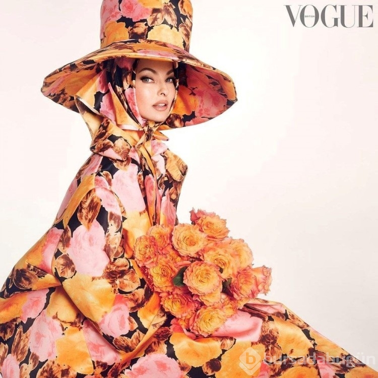 Linda Evangelista, İtalyan moda markası için poz verdi
