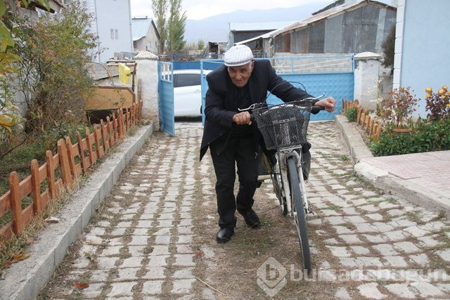 Garip dede 60 yıldır pedal çeviriyor