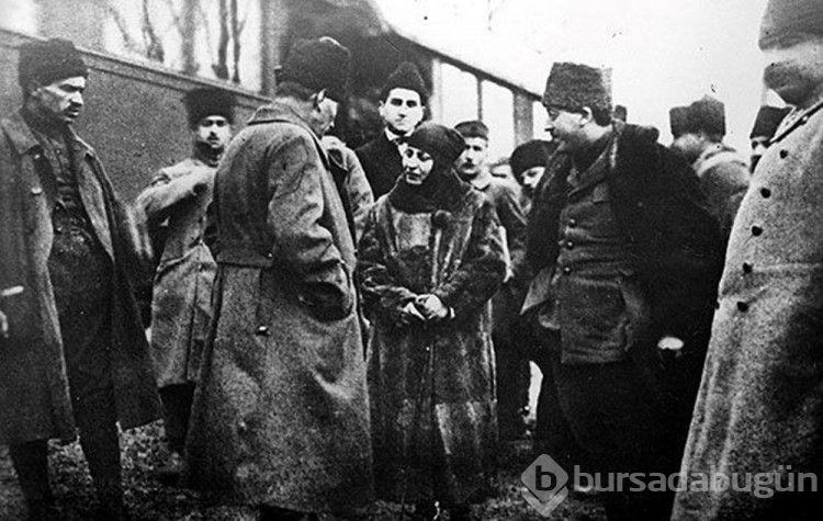 Öğretmenler Günü mesajları ve sözleri sosyal medyada paylaşılıyor