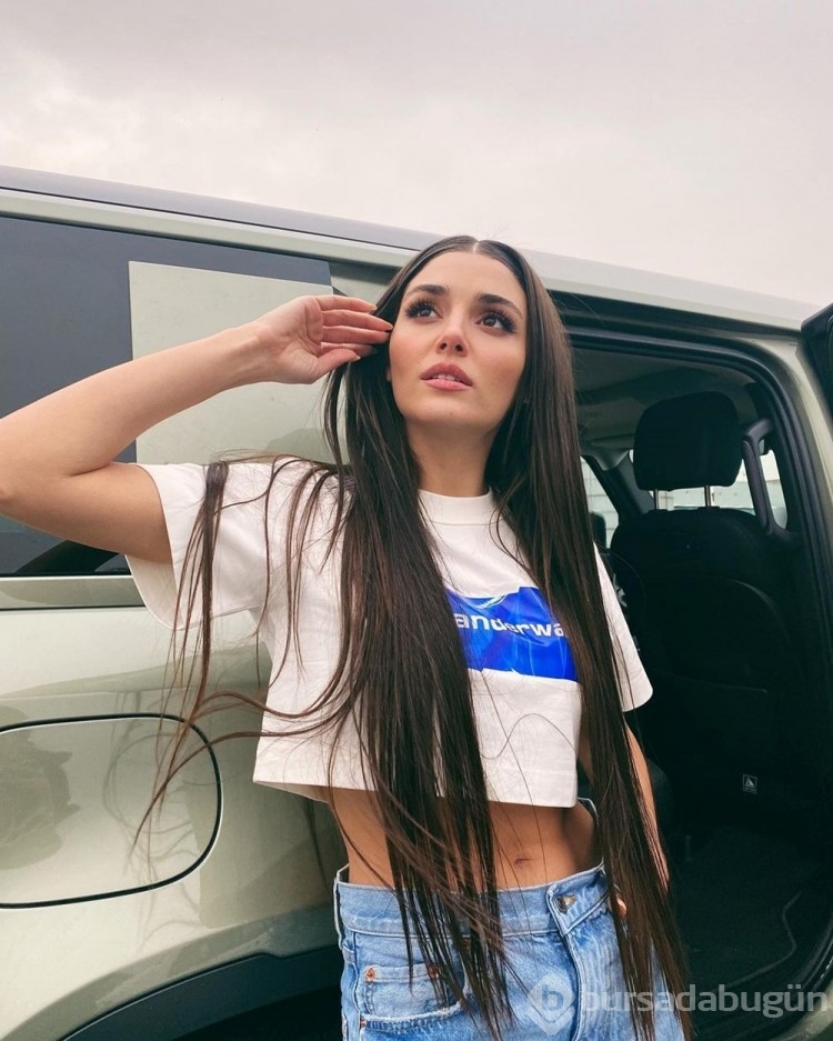 Hande Erçel 29.yaşını kutluyor