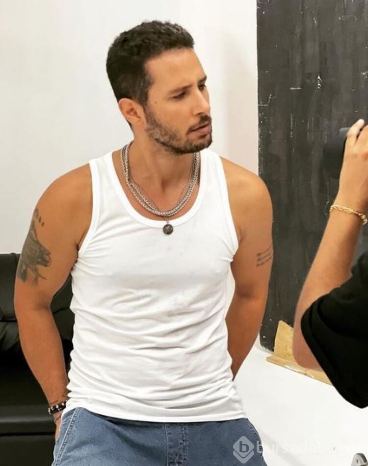 Oyuncu Tuan Tunalı ve İtalyan model Angela Caccamo aşk yaşıyor