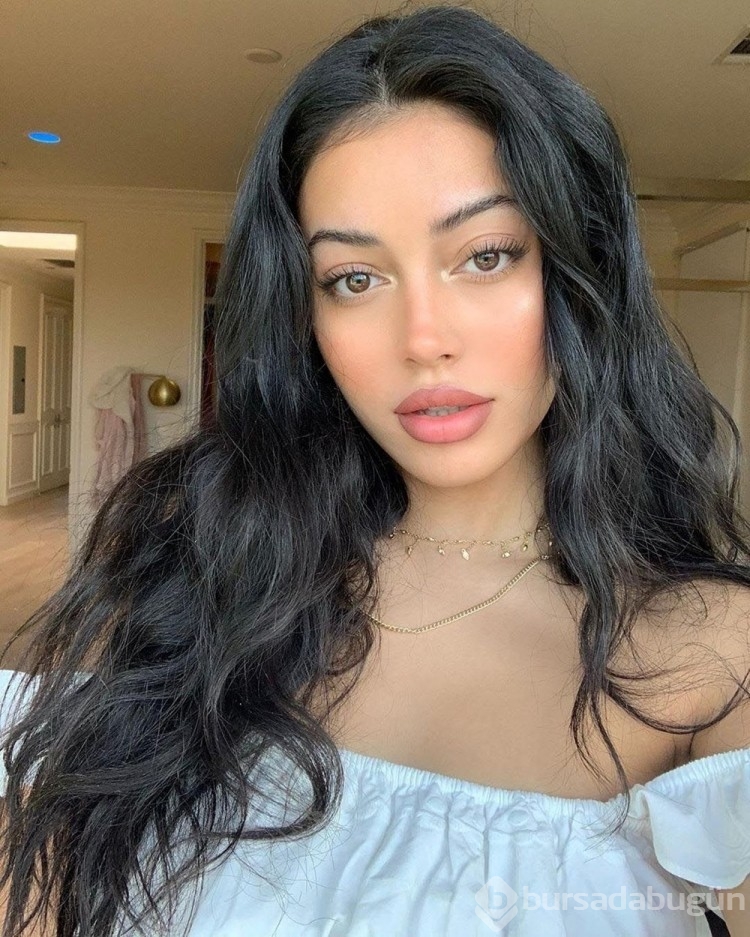 Dele Alli'nin sevgilisi model Cindy Kimberly podyuma çıkacak