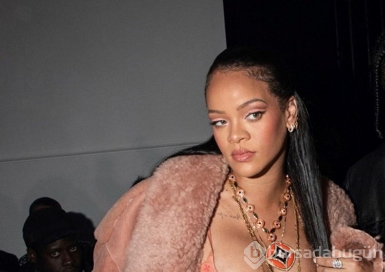 Rihanna'nın Super Bowl performansı belgesel olacak
