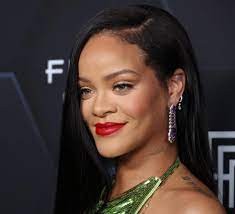 Rihanna'nın Super Bowl performansı belgesel olacak
