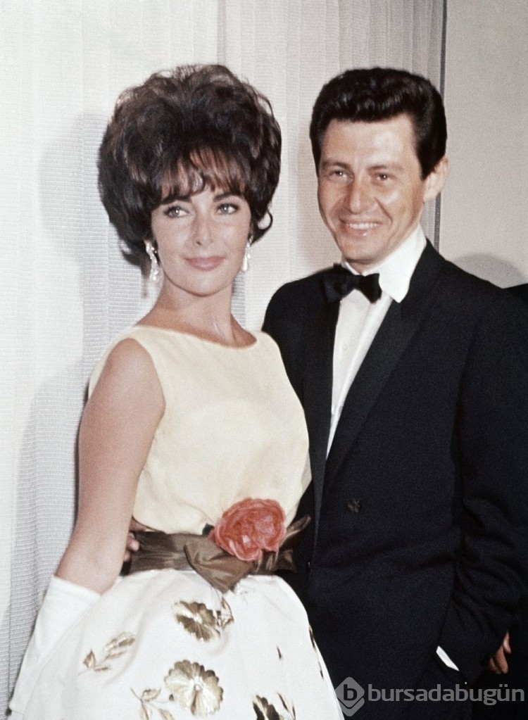 Elizabeth Taylor'ın ikonik elbisesi satışta
