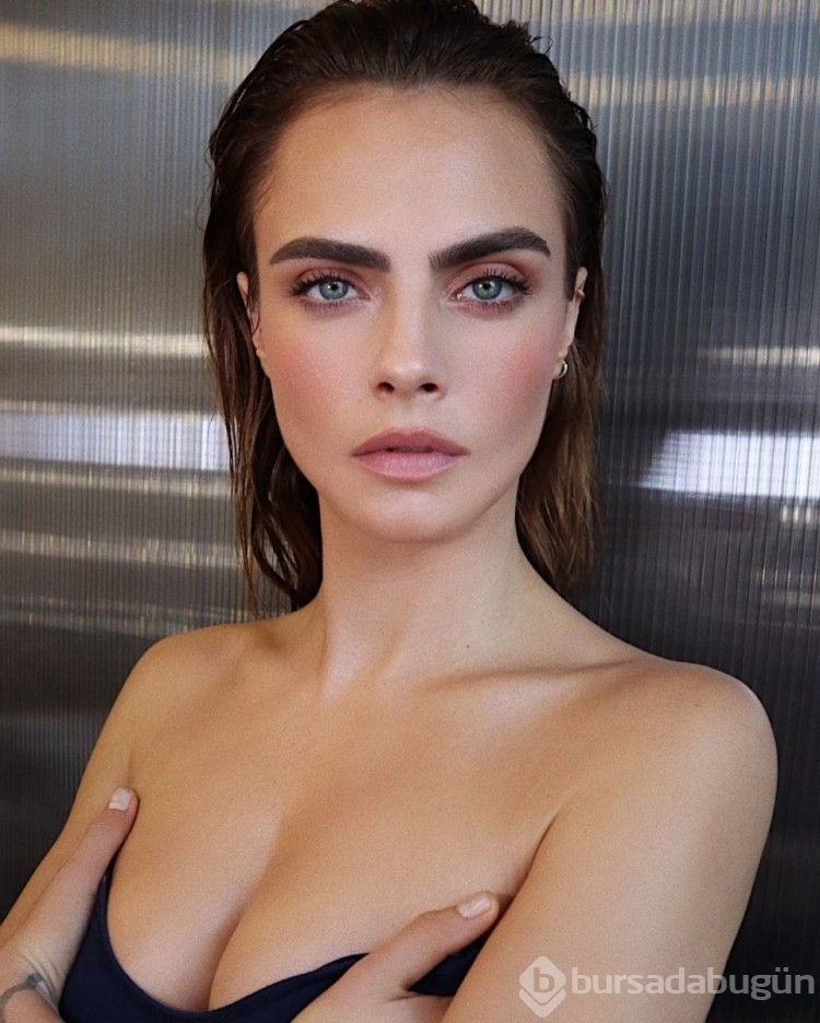 Ünlü Model Cara Delevingnenin Günlük Kazancı Ortaya çıktı Foto