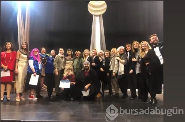 1 Başka Tiyatro bu kez "Bursa Tip 1 Diyabetliler Derneği'' için perde dedi