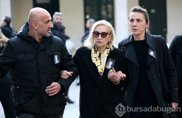 Şarkıcı Sıla Gençoğlu'nun babası son yolculuğuna uğurlandı
