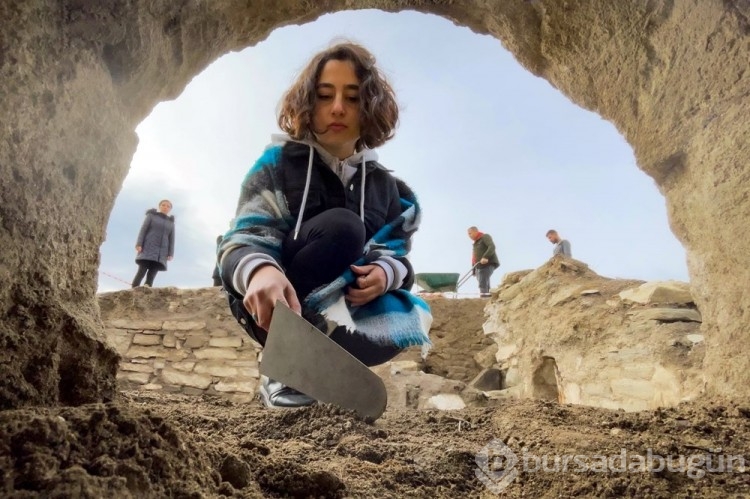 Ekipler "Eski Van Şehri"ni ayağa kaldırmaya çalışıyor