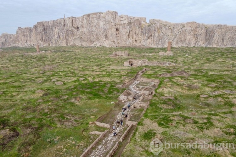 Ekipler "Eski Van Şehri"ni ayağa kaldırmaya çalışıyor