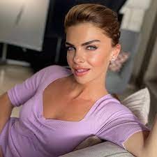 Pelin Karahan imaj değiştirdi