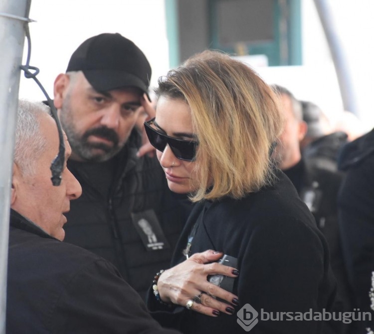 Sıla'nın babasının cenazesinde dikkat çeken tabut 