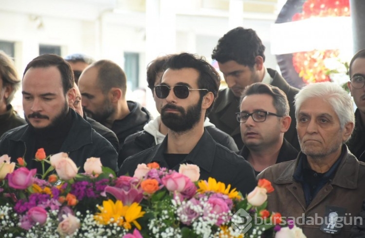 Sıla'nın babasının cenazesinde dikkat çeken tabut 