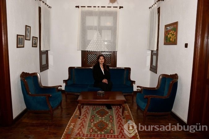Aydan Şener sevenleriyle çalıkuşu evinde